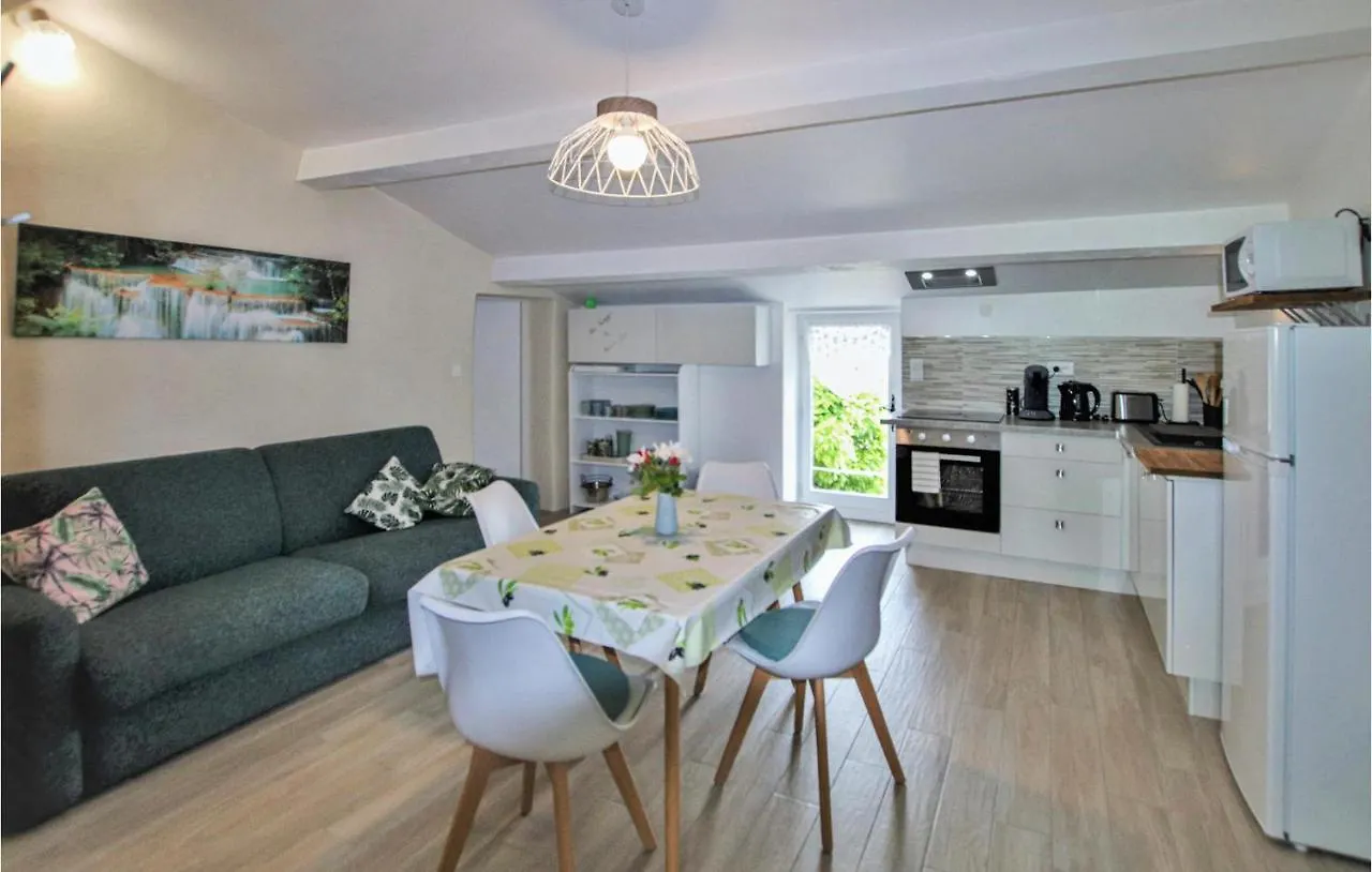 Awesome Home In Bonlieu Sur Roubion With Kitchen
