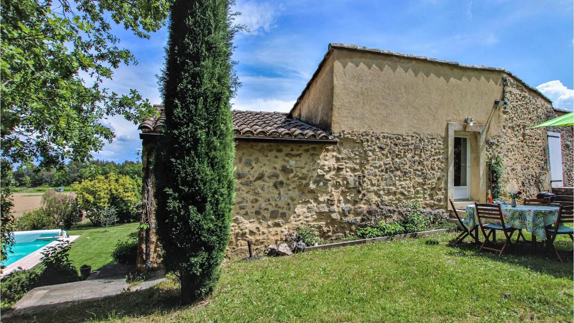 Holiday home Awesome Home In Bonlieu Sur Roubion With Kitchen France